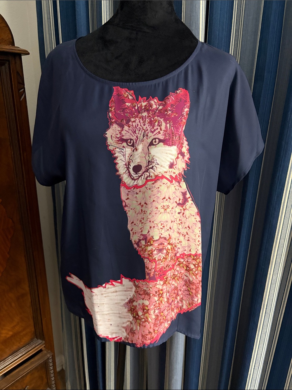 Women's Navy Short-Sleeve Top with Pink Fox Graphic